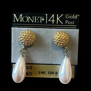 EUC Monet Gold and Pearl Drop Earrings w/ 14K Gold Posts